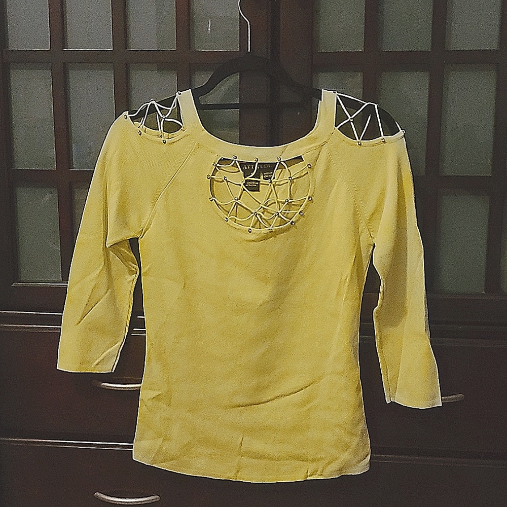 001. Attitude Lime Green Knit Top Size Small